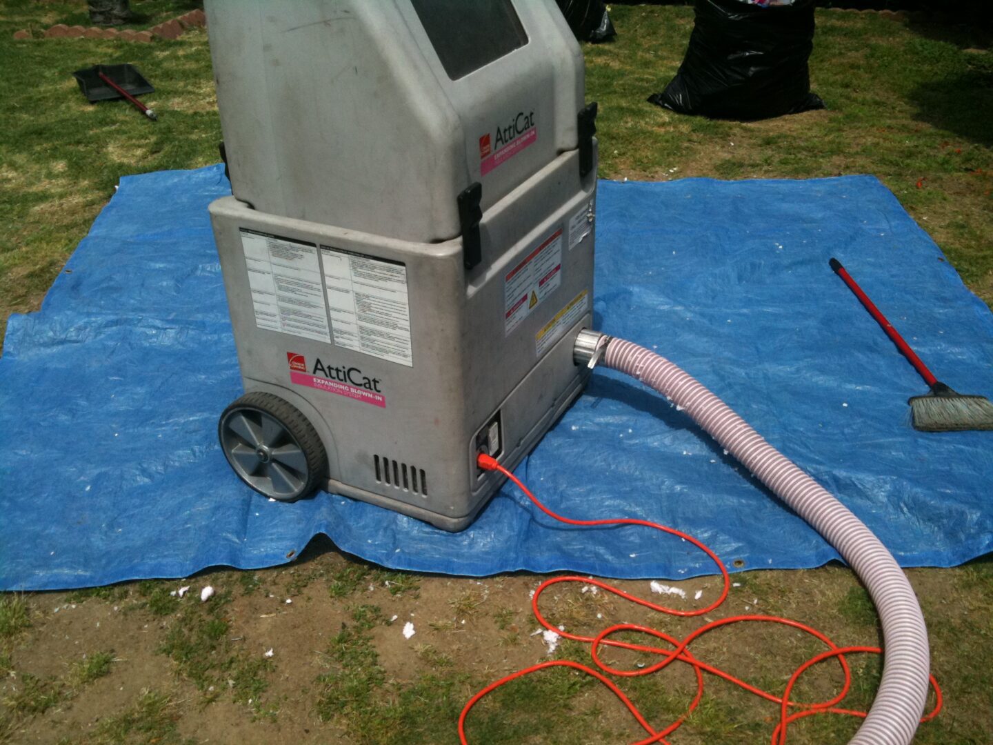 A machine that is sitting on the ground.